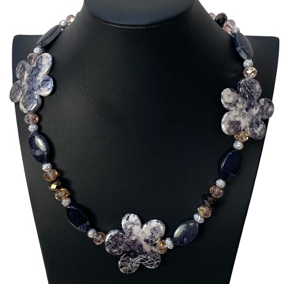 Handmade One of a Kind Grey and Pink Beaded Flower Necklace - Picture 1 of 7